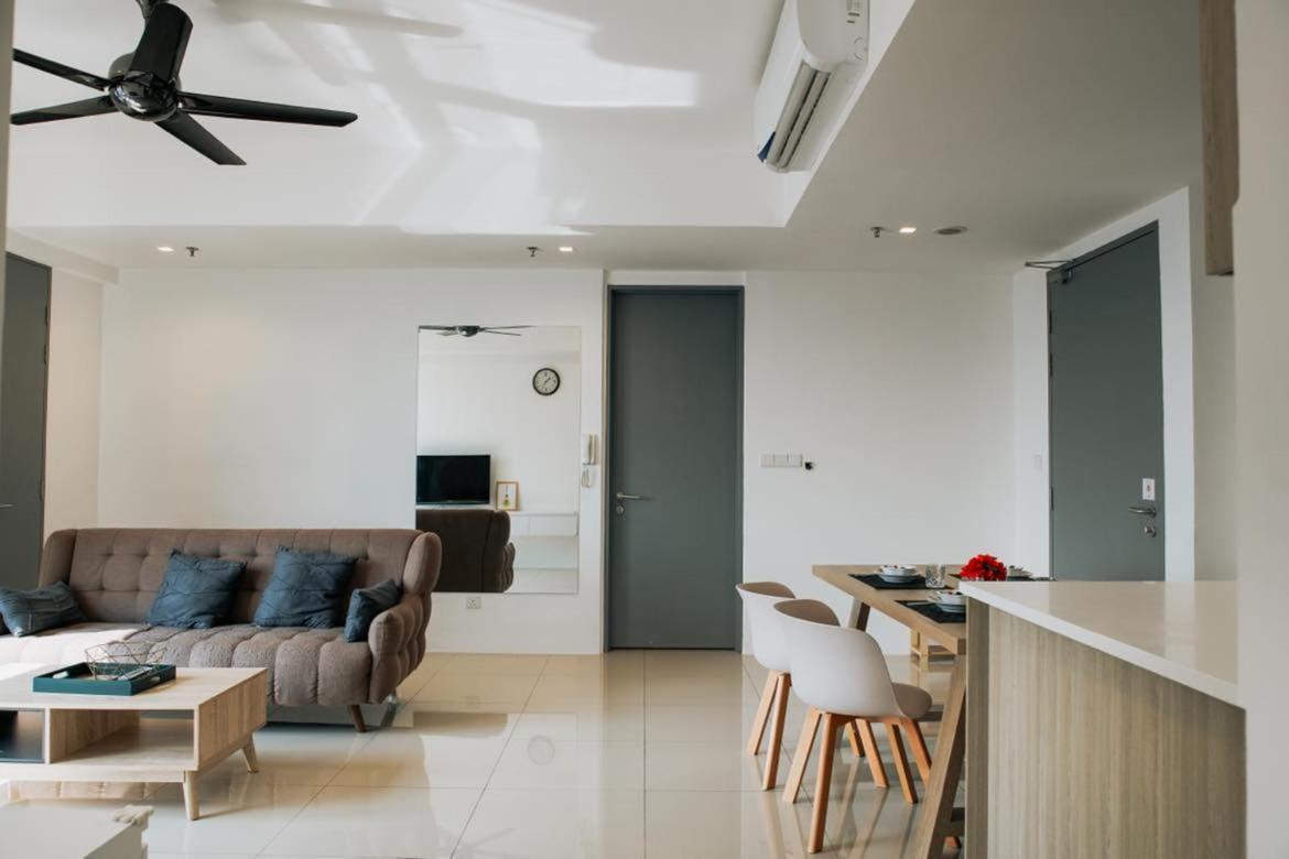 The Pine, 3Br Seaview By Wstay @ Tropicana 218 Macalister جورج تاون المظهر الخارجي الصورة